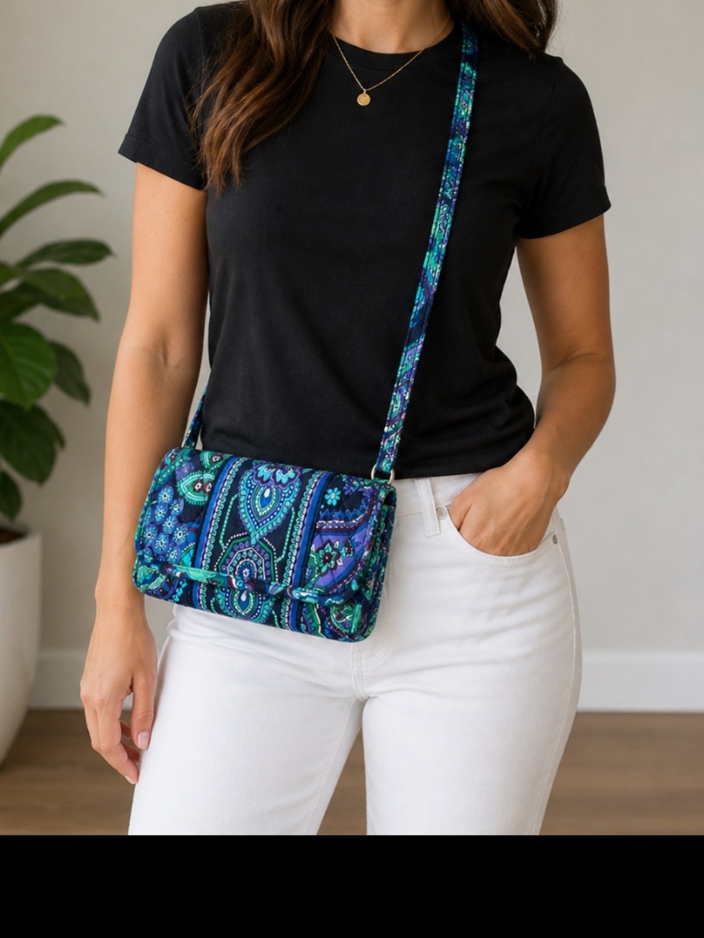 Vera Bradley Blue Green Floral Slim Tri-Fold Magnetic Clutch Crossbody Bag Purse